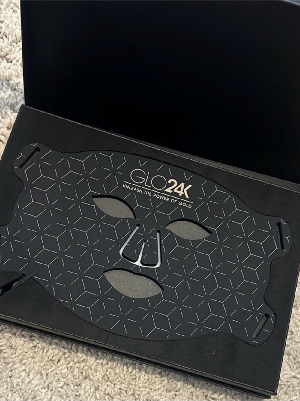 Glo24K LED Gold Facial Mask – Black